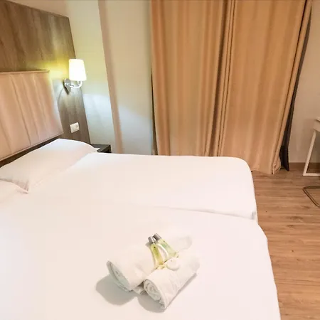 Szálloda Sercotel Dona Carmela