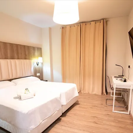 Hotel Sercotel Dona Carmela Siviglia