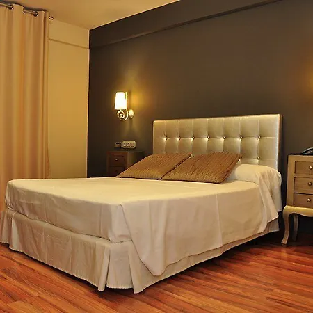 Hotel Sercotel Dona Carmela Siviglia